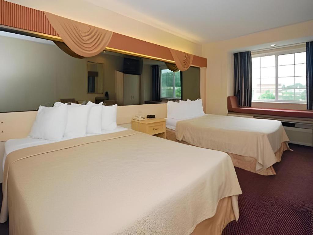 Quality Inn & Suites Mount Juliet Esterno foto