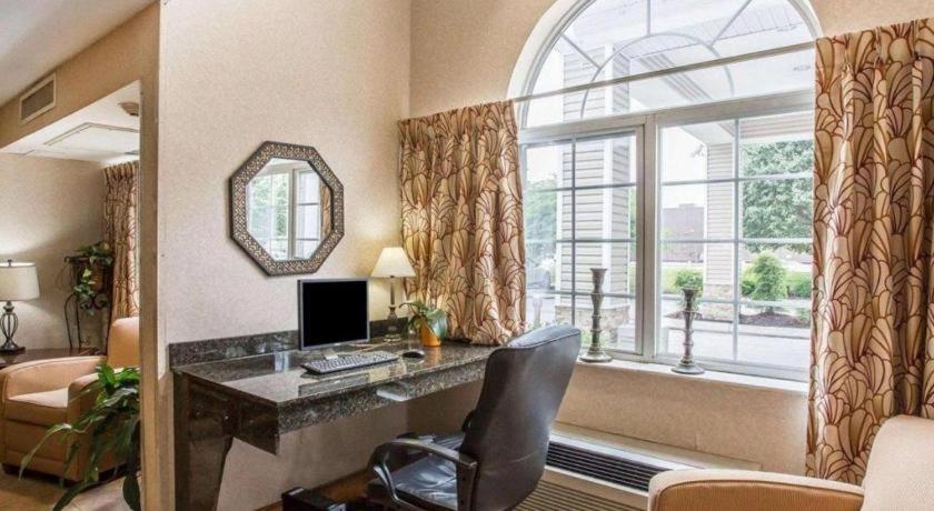 Quality Inn & Suites Mount Juliet Esterno foto