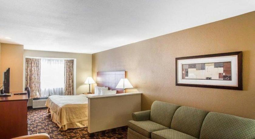 Quality Inn & Suites Mount Juliet Esterno foto
