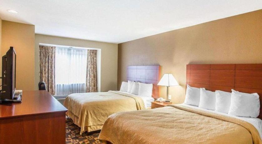 Quality Inn & Suites Mount Juliet Esterno foto